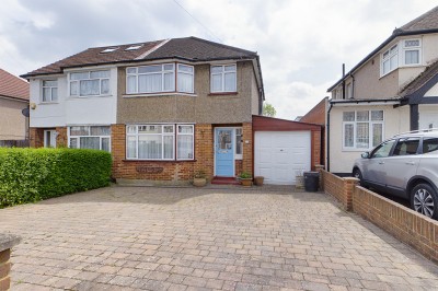 Images for Woodlands Avenue, Ruislip EAID:b9cf9a6341721e4306062d41b82928d4 BID:1