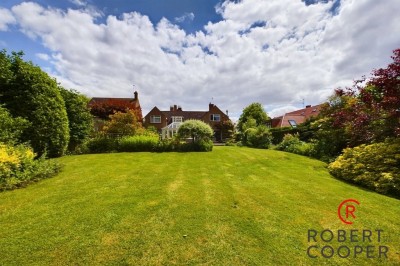 Images for Highfield Close, Northwood, Middlesex EAID:1378691778 BID:EAS