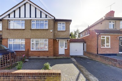 Images for Woodlands Avenue, Ruislip EAID:1378691778 BID:EAS