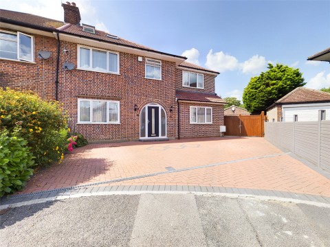 View Full Details for Frobisher Close, Pinner