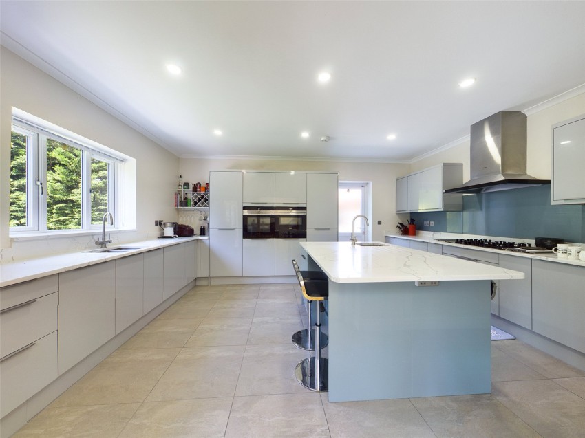 Images for Frobisher Close, Pinner