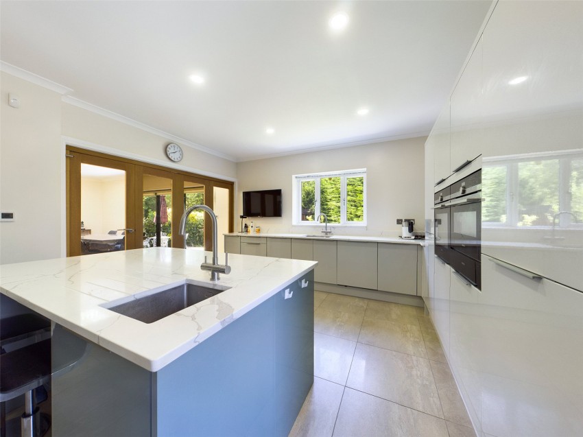 Images for Frobisher Close, Pinner