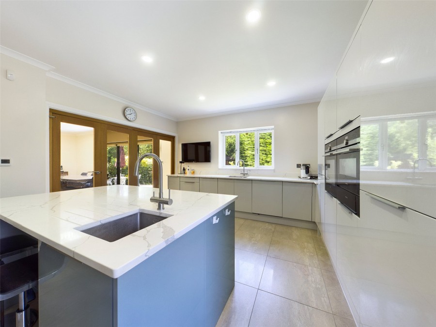 Images for Frobisher Close, Pinner