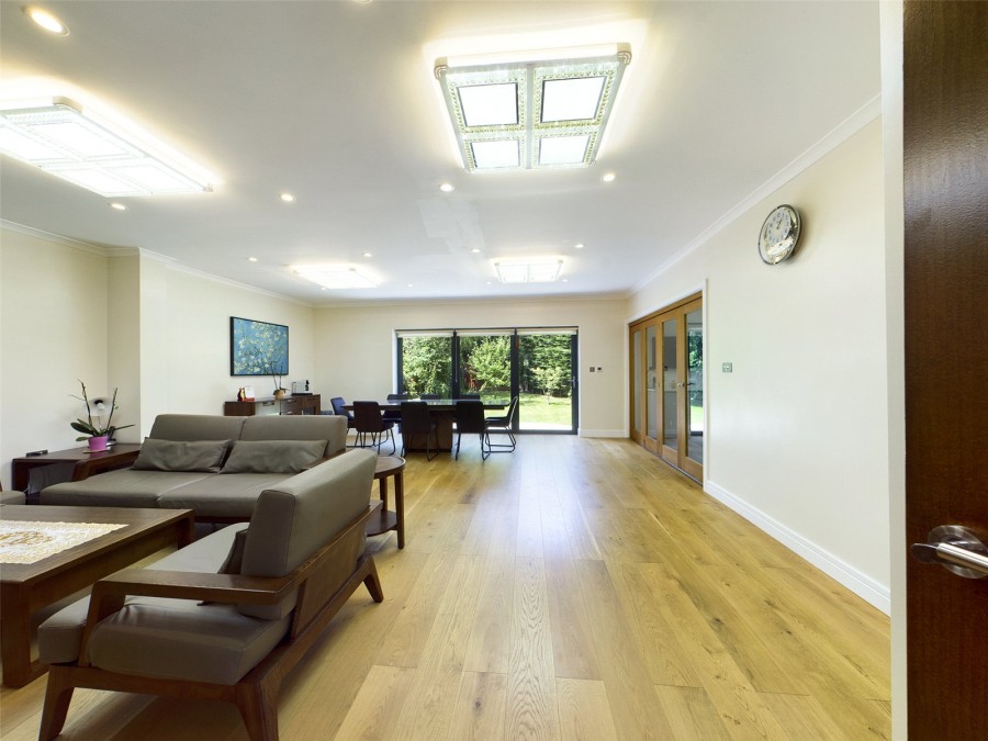 Images for Frobisher Close, Pinner