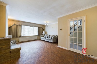 Images for Wrenwood Way, Pinner, Middlesex EAID:1378691778 BID:EAS