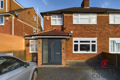 Images for Warren Drive, Eastcote, Middlesex EAID:1378691778 BID:EAS