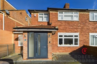 Images for Warren Drive, Eastcote, Middlesex EAID:1378691778 BID:EAS