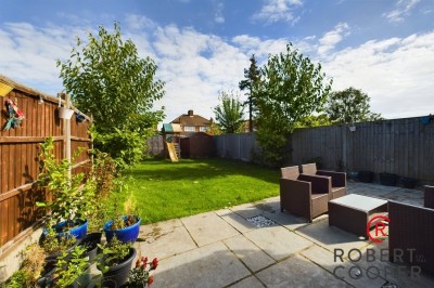 Images for Warren Drive, Ruislip EAID:1378691778 BID:EAS