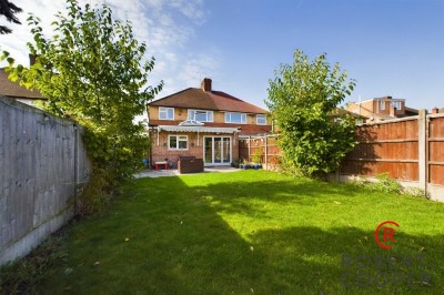 Images for Warren Drive, Ruislip EAID:1378691778 BID:EAS