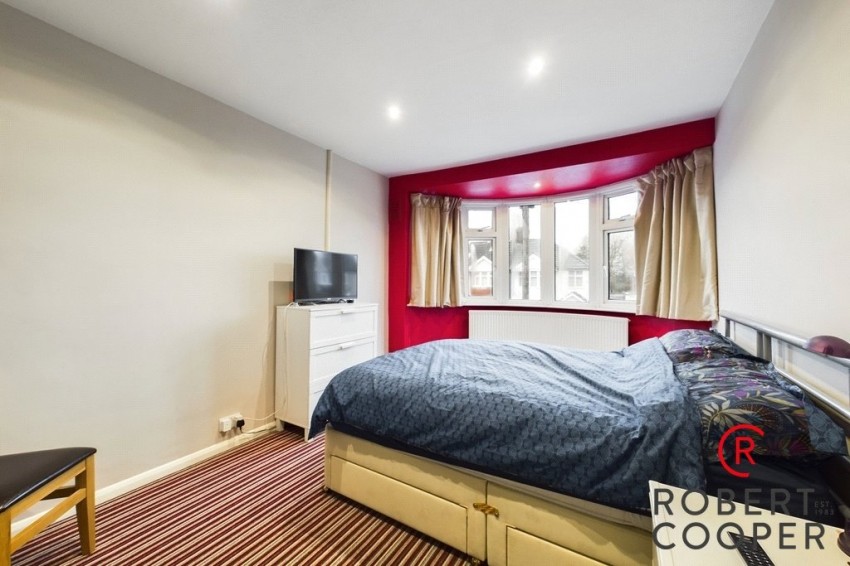 Images for Royal Crescent, South Ruislip