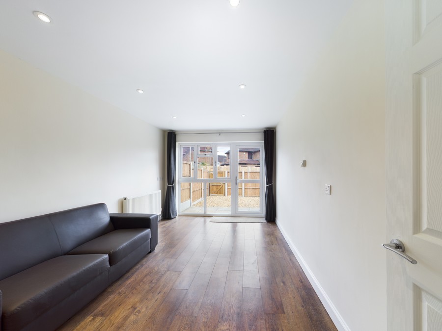 Images for Lakeside Close, Ruislip